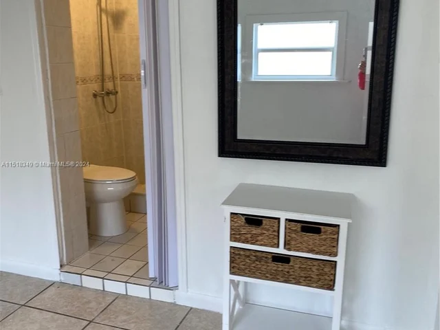 13360 SW 43rd St # 1, Miami FL 33175