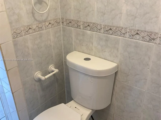 13360 SW 43rd St # 1, Miami FL 33175