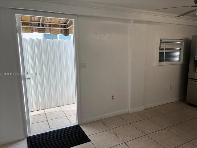 13360 SW 43rd St # 1, Miami FL 33175