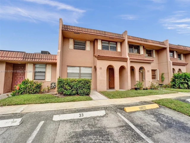 33 Toledo Ct # 35, Davie FL 33324