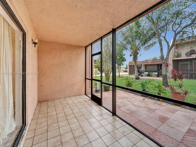 33 Toledo Ct # 35, Davie FL 33324