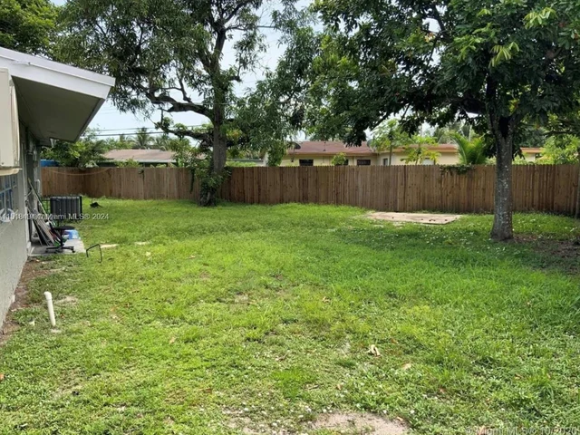 1106 NW 18th Ct, Fort Lauderdale FL 33311