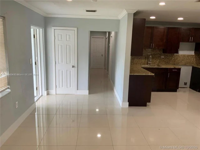 1106 NW 18th Ct, Fort Lauderdale FL 33311