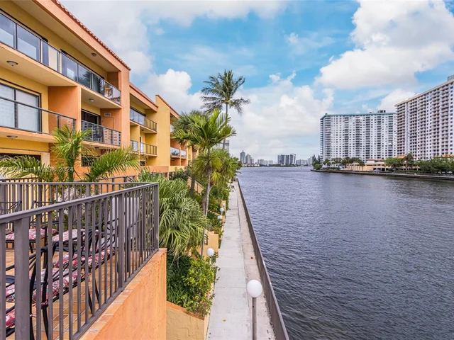 4000 NE 168th St # 106A, North Miami Beach FL 33160