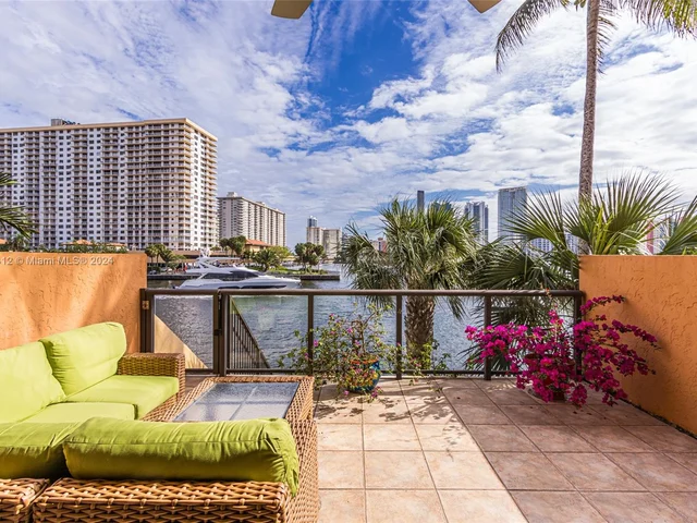 4000 NE 168th St # 106A, North Miami Beach FL 33160