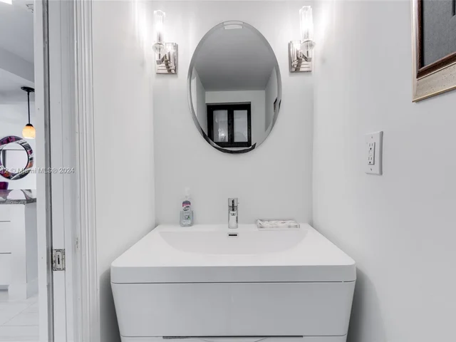 4000 NE 168th St # 106A, North Miami Beach FL 33160