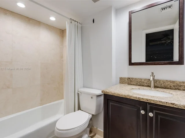 4000 NE 168th St # 106A, North Miami Beach FL 33160