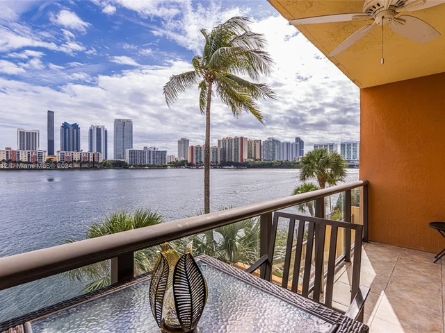 4000 NE 168th St # 106A, North Miami Beach FL 33160