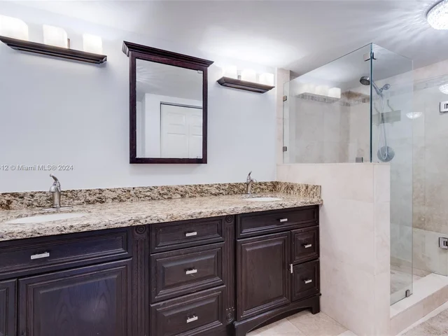 4000 NE 168th St # 106A, North Miami Beach FL 33160