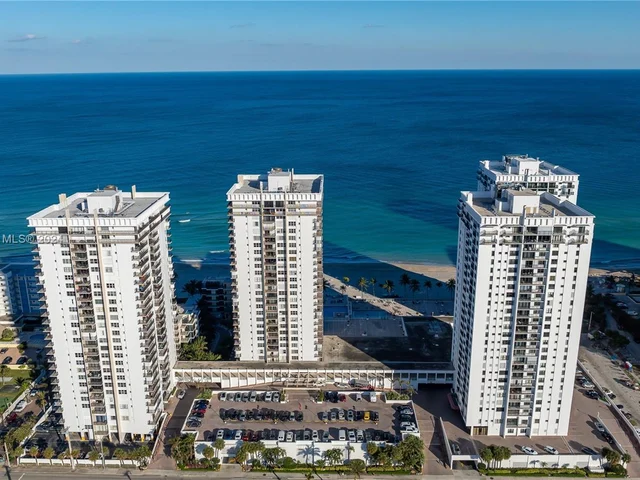 2401 S Ocean Dr # 1106, Hollywood FL 33019