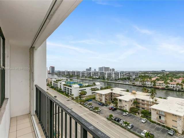 2401 S Ocean Dr # 1106, Hollywood FL 33019