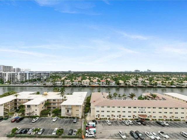 2401 S Ocean Dr # 1106, Hollywood FL 33019