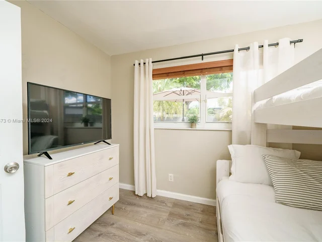 3421 SW 13th Ct, Fort Lauderdale FL 33312