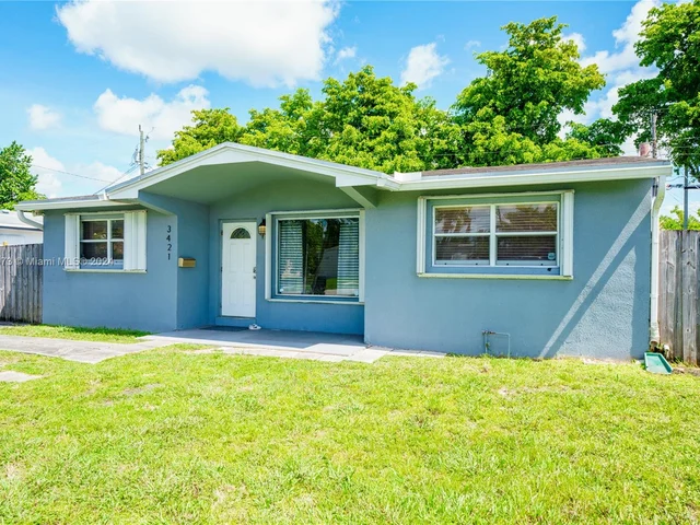3421 SW 13th Ct, Fort Lauderdale FL 33312