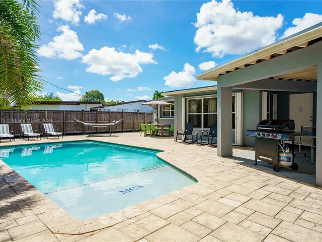 3421 SW 13th Ct, Fort Lauderdale FL 33312