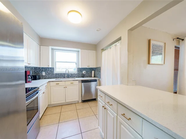 3421 SW 13th Ct, Fort Lauderdale FL 33312