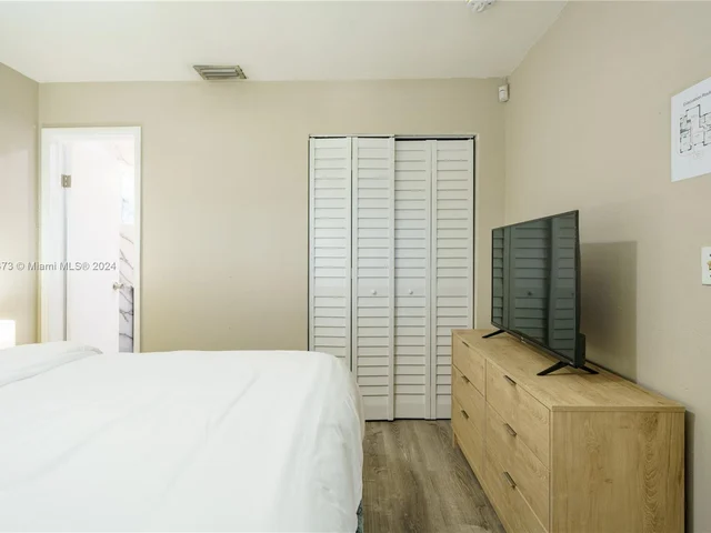 3421 SW 13th Ct, Fort Lauderdale FL 33312