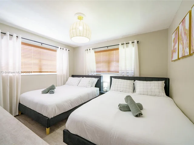 3421 SW 13th Ct, Fort Lauderdale FL 33312