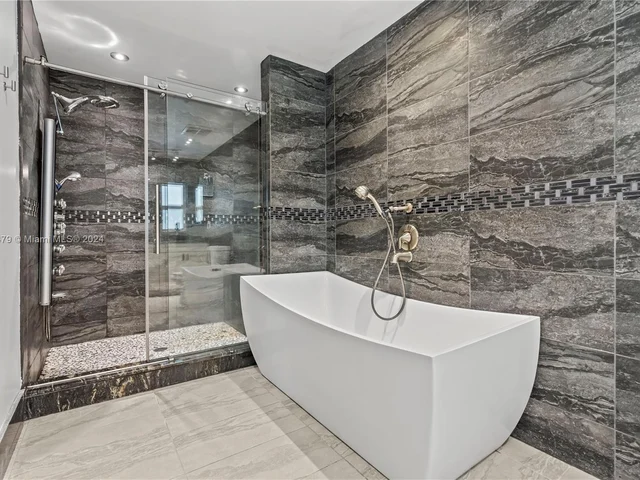 10337 SW 118th St, Miami FL 33176