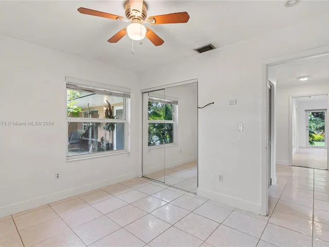 10337 SW 118th St, Miami FL 33176