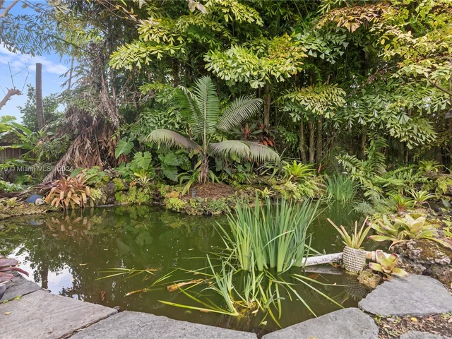 10337 SW 118th St, Miami FL 33176