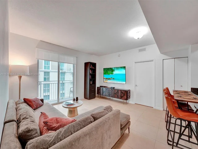 7270 SW 88th St # B407, Miami FL 33156