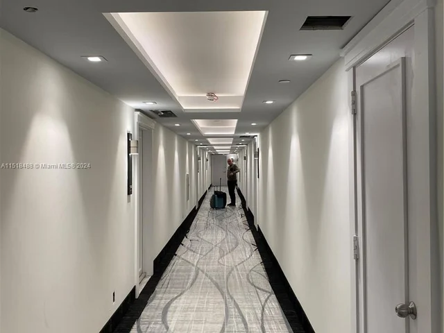 3180 S Ocean Dr # 1021, Hallandale Beach FL 33009