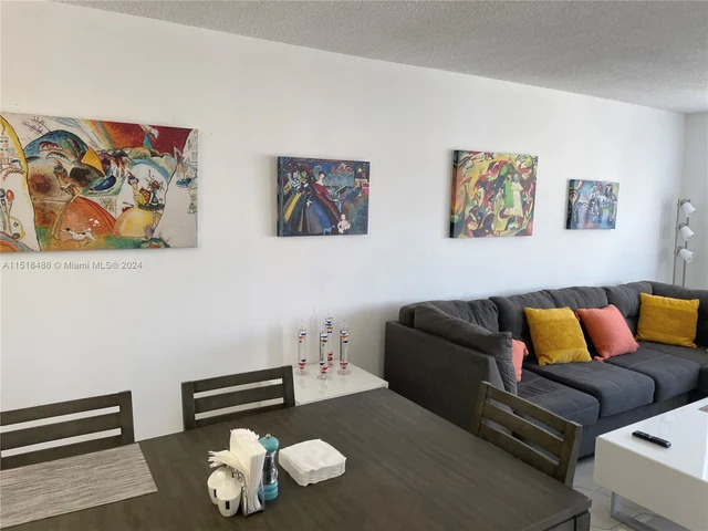 3180 S Ocean Dr # 1021, Hallandale Beach FL 33009