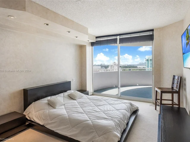 6301 Collins Ave # 2405, Miami Beach FL 33141