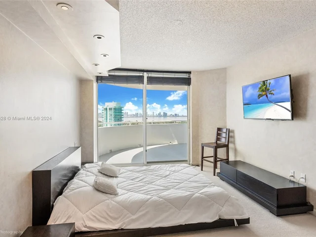 6301 Collins Ave # 2405, Miami Beach FL 33141