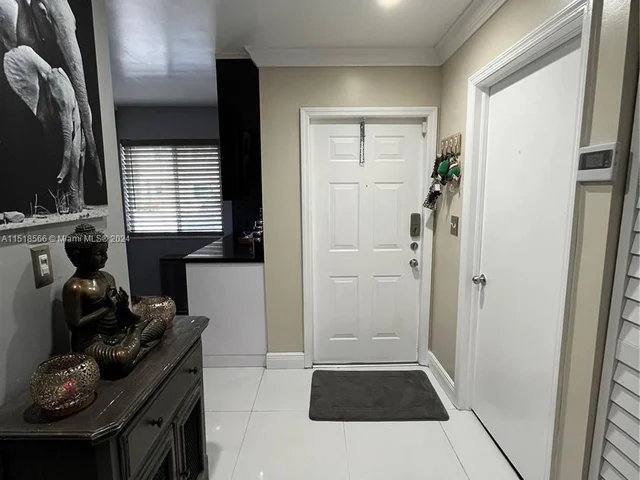 13916 SW 172nd Ln # 13916, Miami FL 33177