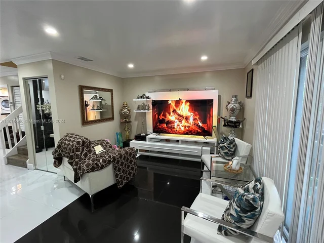 13916 SW 172nd Ln # 13916, Miami FL 33177