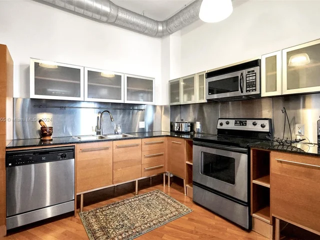 10 SW South River Dr # 1107, Miami FL 33130