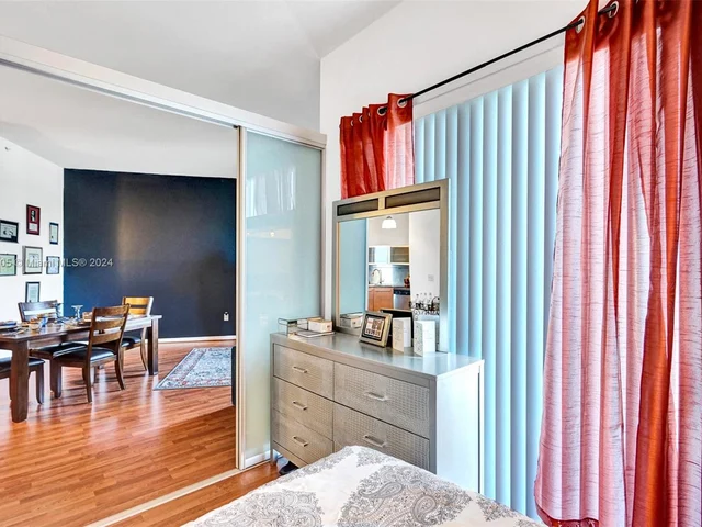 10 SW South River Dr # 1107, Miami FL 33130