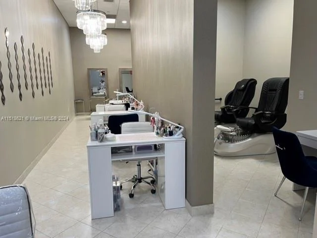 16135 Emerald Estates Dr # 462, Weston FL 33331