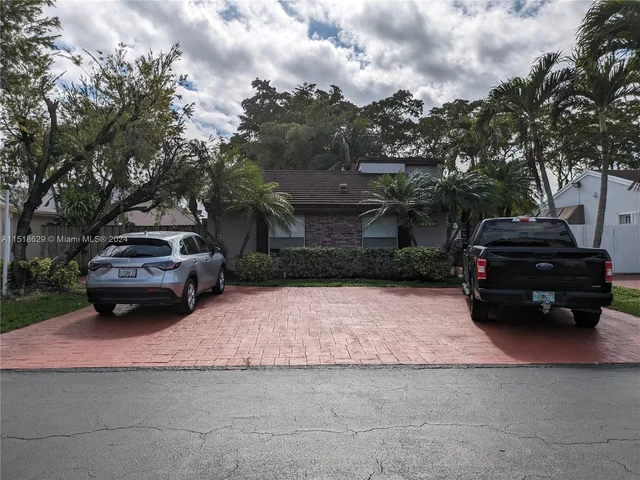 11510 SW 34th Ln, Miami FL 33165