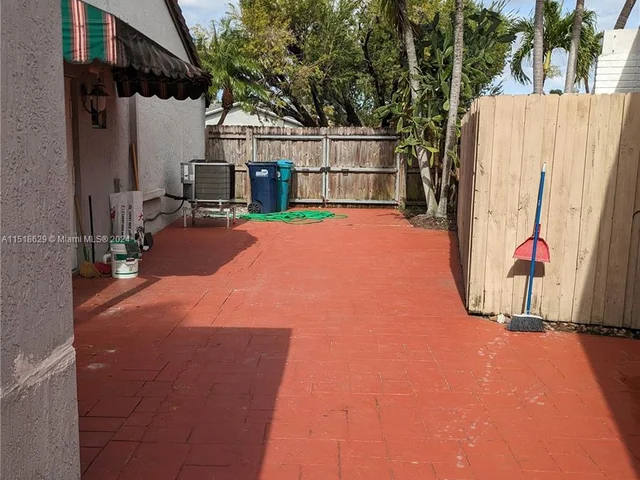 11510 SW 34th Ln, Miami FL 33165