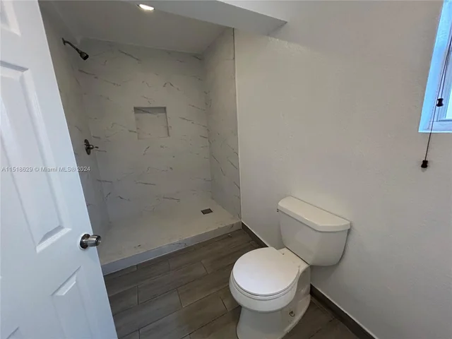 11510 SW 34th Ln, Miami FL 33165