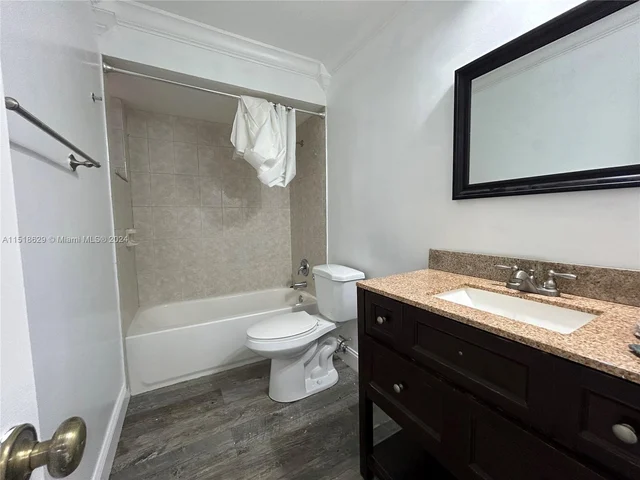 11510 SW 34th Ln, Miami FL 33165