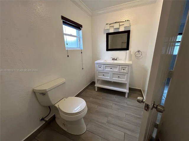 11510 SW 34th Ln, Miami FL 33165