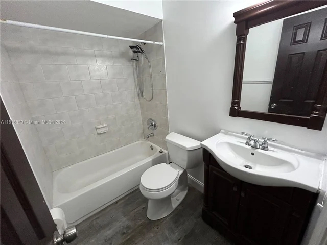 11510 SW 34th Ln, Miami FL 33165