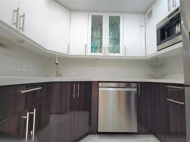 2030 S Ocean Dr # 1519, Hallandale Beach FL 33009