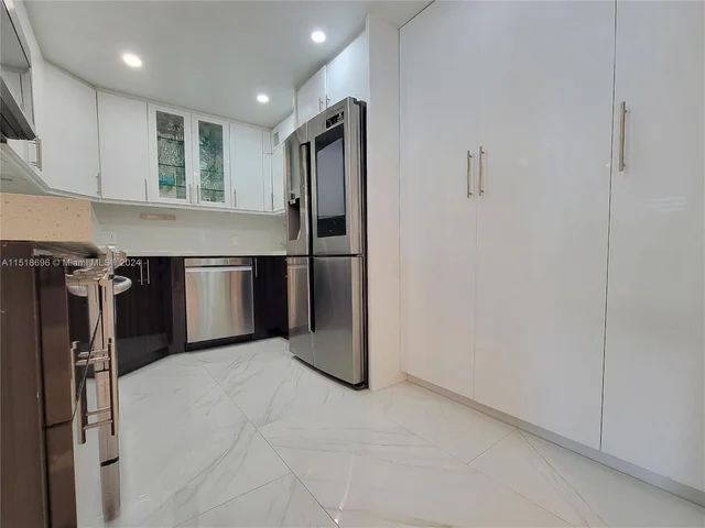 2030 S Ocean Dr # 1519, Hallandale Beach FL 33009