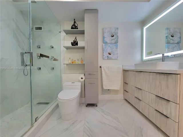 2030 S Ocean Dr # 1519, Hallandale Beach FL 33009