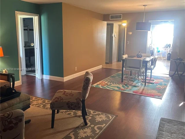 8105 NW 61st St # A301, Tamarac FL 33321