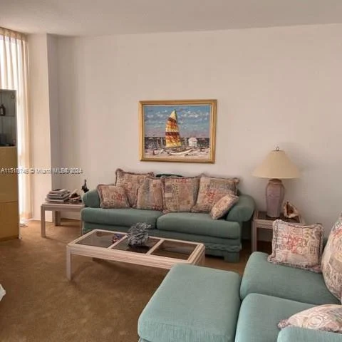 100 Bayview Dr # 21, Sunny Isles Beach FL 33160