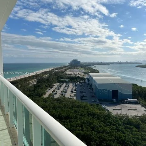 100 Bayview Dr # 21, Sunny Isles Beach FL 33160