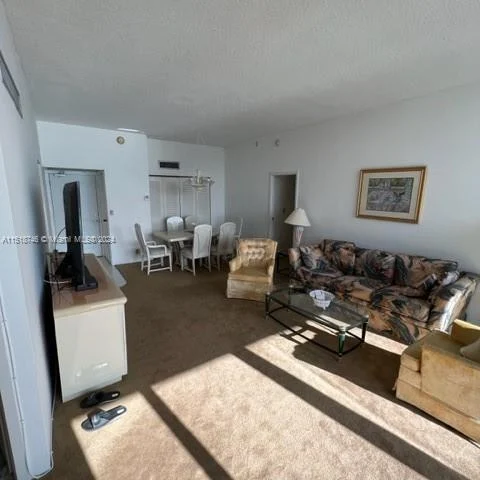 100 Bayview Dr # 21, Sunny Isles Beach FL 33160