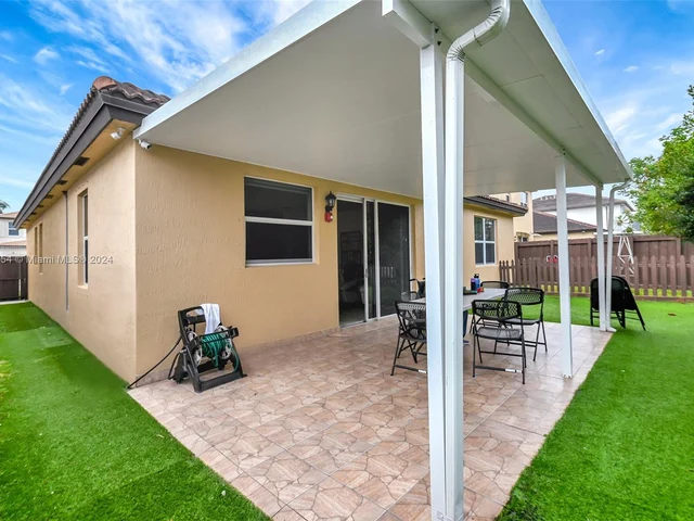 4173 NE 20th St, Homestead FL 33033