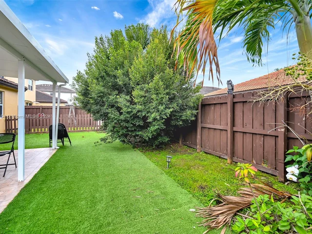 4173 NE 20th St, Homestead FL 33033